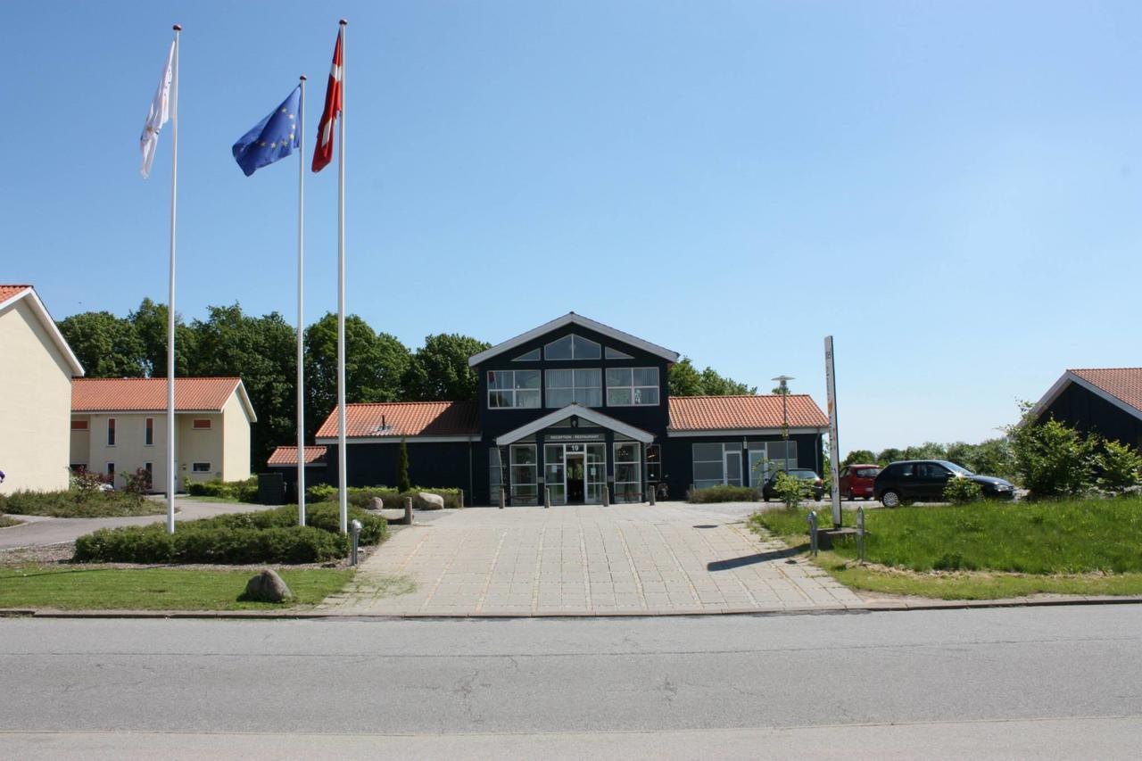 Hotel Sleep2Night Helsingor Bagian luar foto